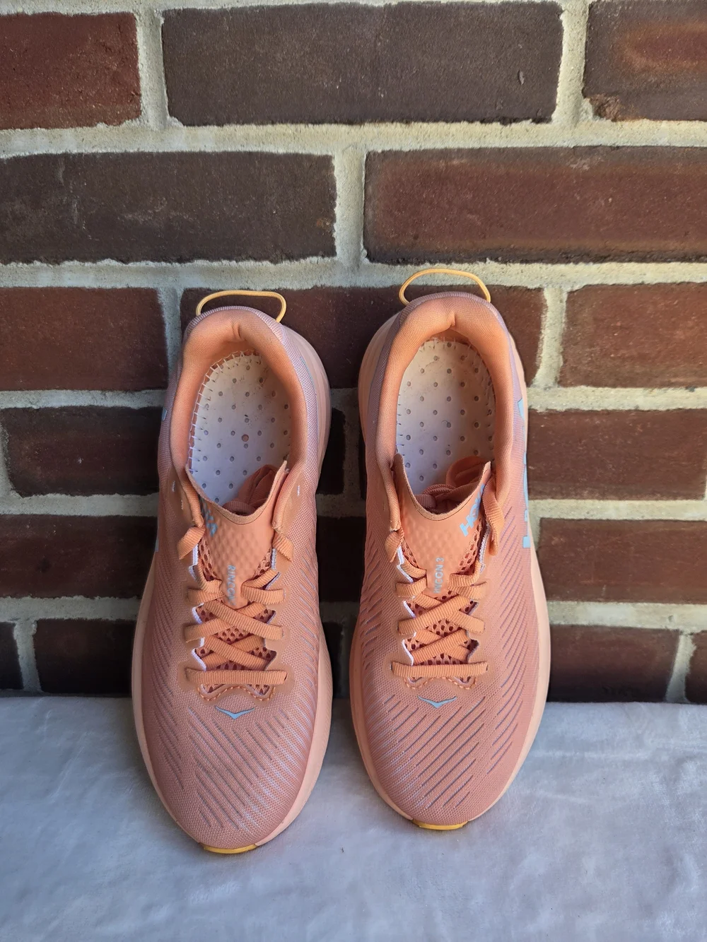 HOKA Rincon 3 Women’s 6 Shell Coral Peach Parfait Lightweight Running Shoes